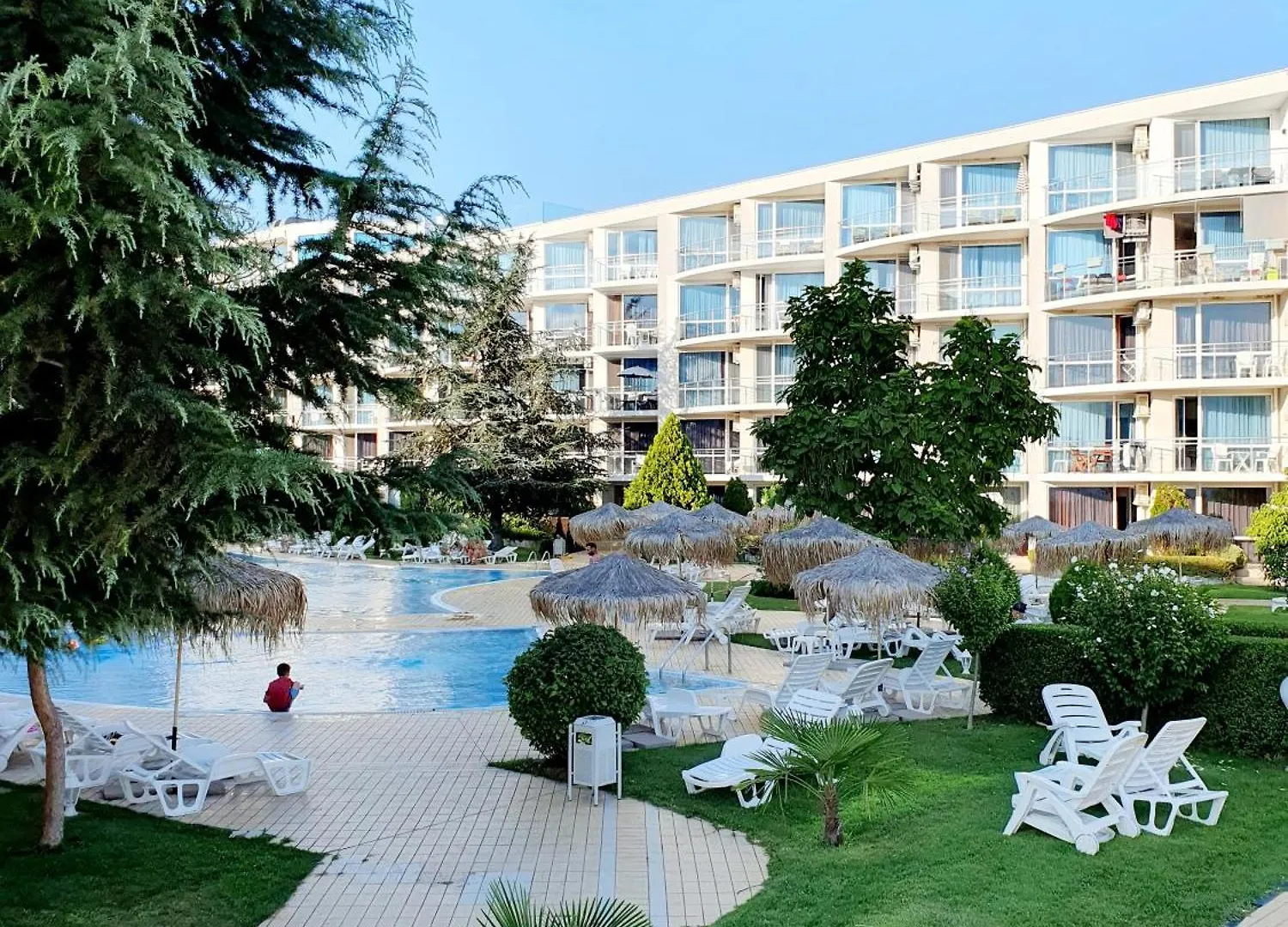 Elena'S Lux Aparthotel - Town & Sea View - Atlantis Spa Sarafovo