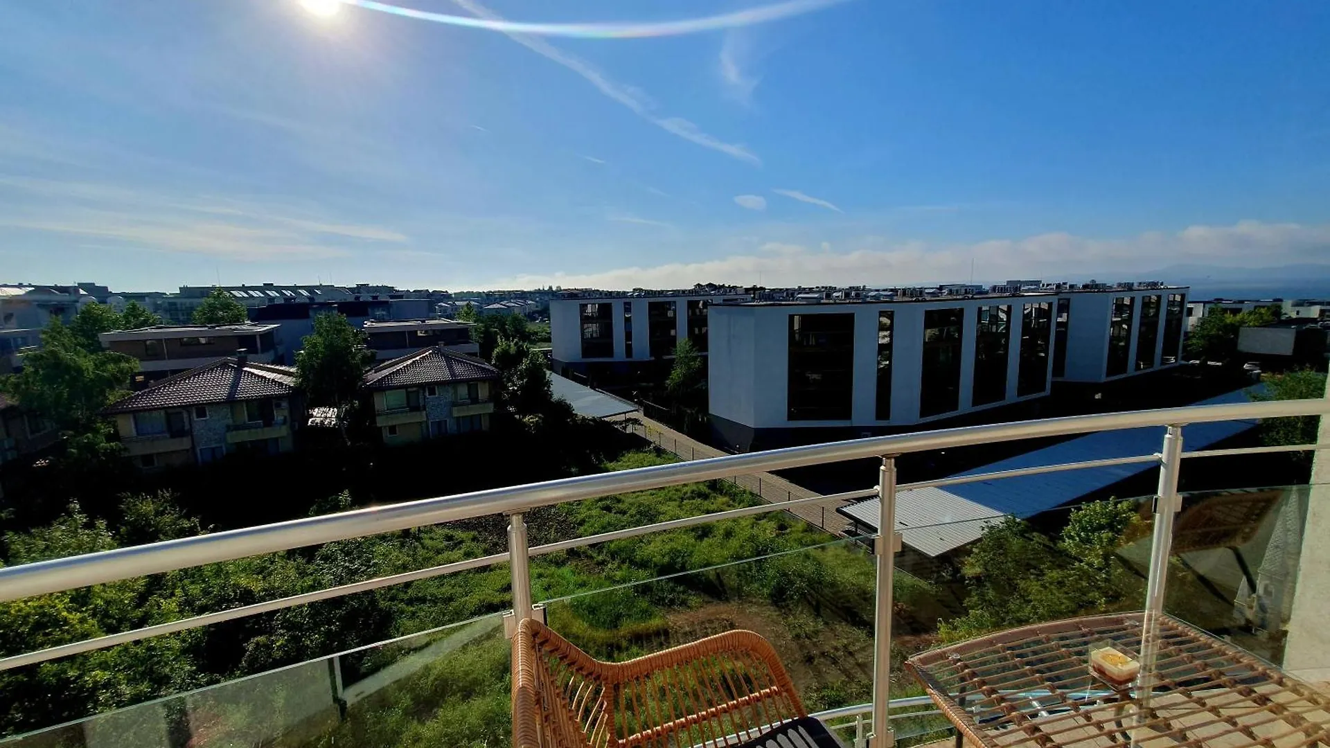 Elena'S Lux Aparthotel - Town & Sea View - Atlantis Spa Sarafovo
